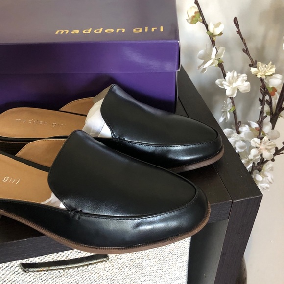 Madden Girl Grandie Women's Black Pari Mules - Picture 3 of 5